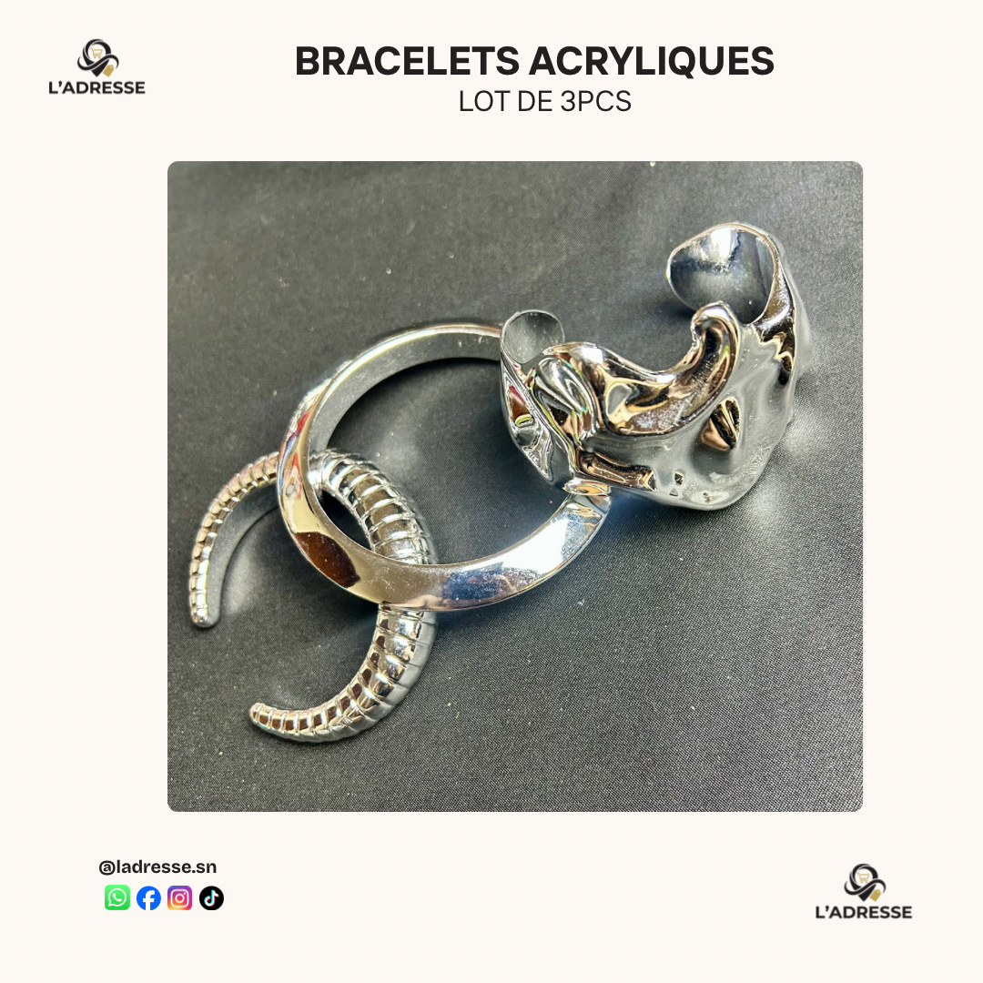 Lot de 3 Bracelets Bangles Argentés/ WhatsApp pour choisir.