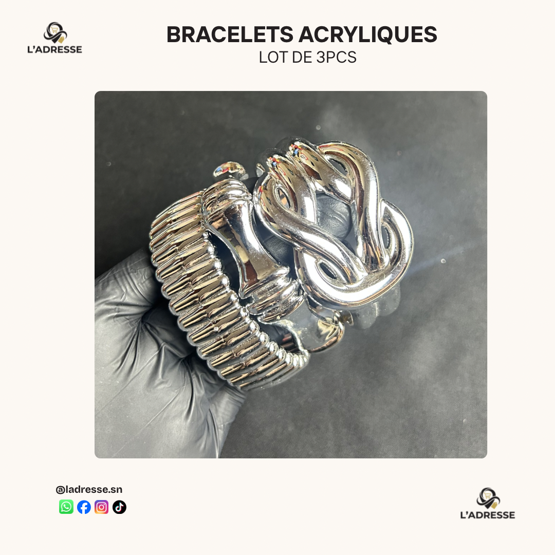 Lot de 3 Bracelets Bangles Argentés/ WhatsApp pour choisir.